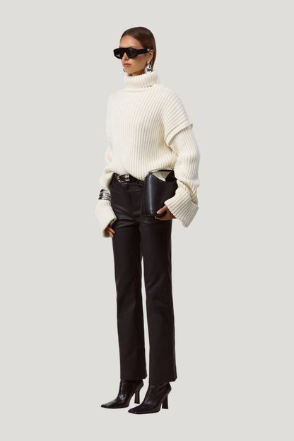 Oversized Ribbed Wool Sweater — carry 3