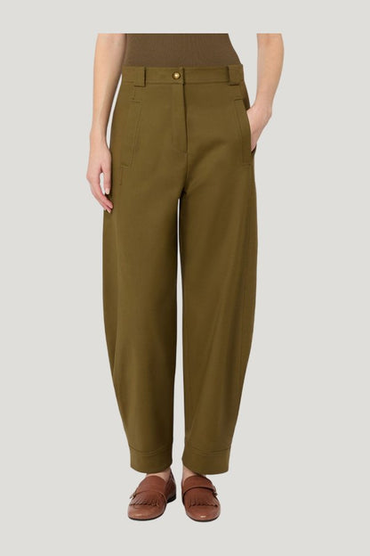Stretch cotton canvas trousers - KAKI — model side