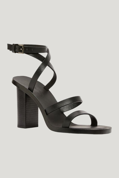 Leather sandals — model front