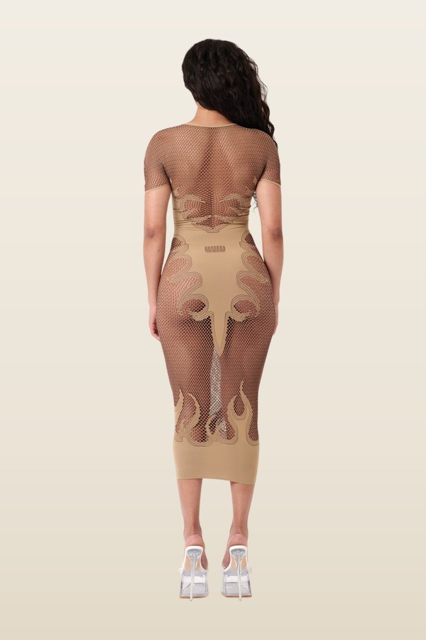 Peachy Dress — model back