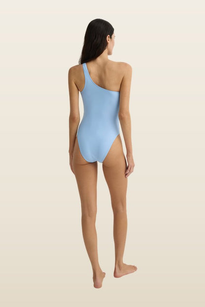 Phoebe One Piece — carry 4