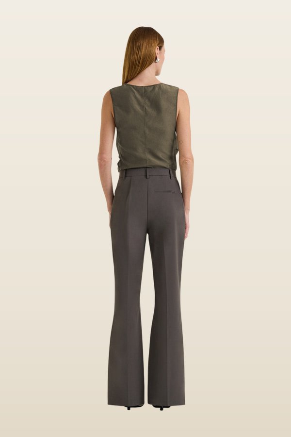 Phoenix Trouser — model back