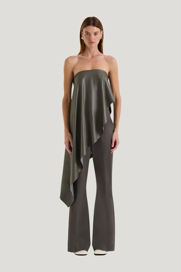 Phoenix Trouser — model front