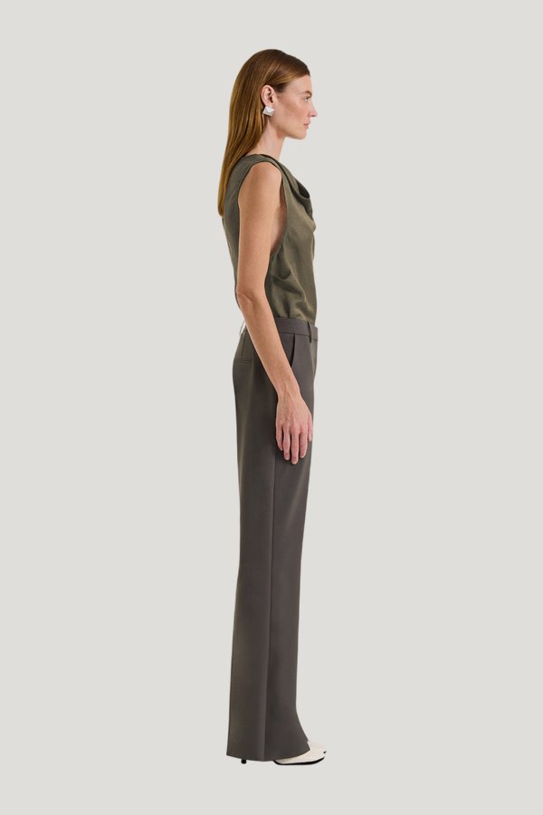 Phoenix Trouser — model side