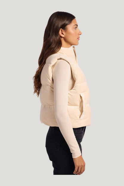 Ribbed Velour Puffer Vest — carry 3