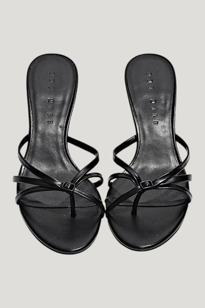 Rommy Heel — model front