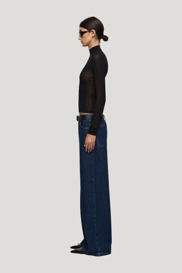 Sacha Pant — model side