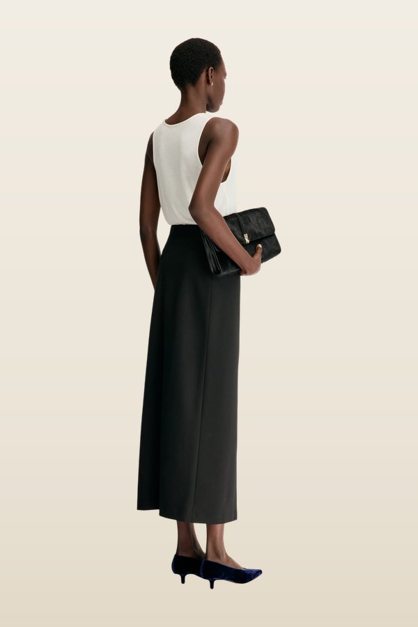 SAMOS LDS Grain de poudre long skirt — model back
