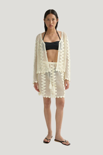 Saskia Cardigan — model front