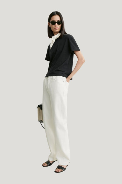 Scarf tee — model side