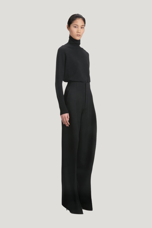 Eugenie Trouser — model side