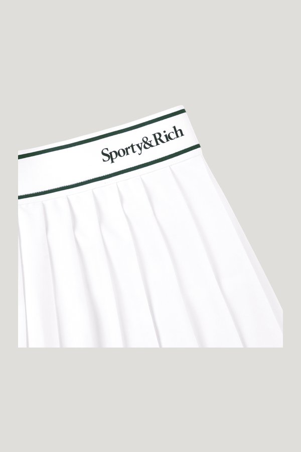 Serif Logo Pleated Skirt - White/Forest — model side