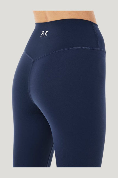 Signature Full Length Legging — model side