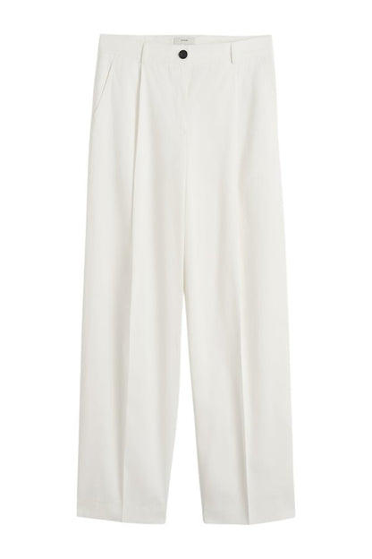 Single pleat cotton trousers — packshot