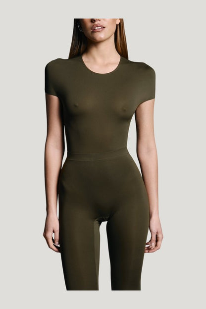 Skin leggings — model side