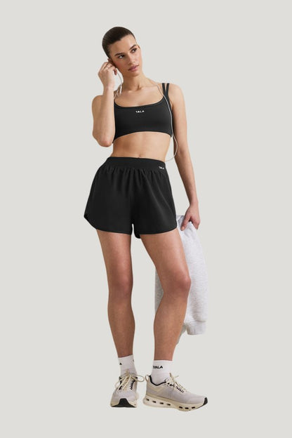 SkinLuxe Built-In 2In1 Short - Shadow — model front