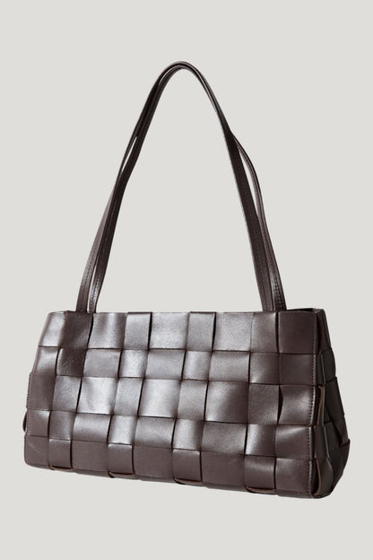 Slim Woven Tote — model front