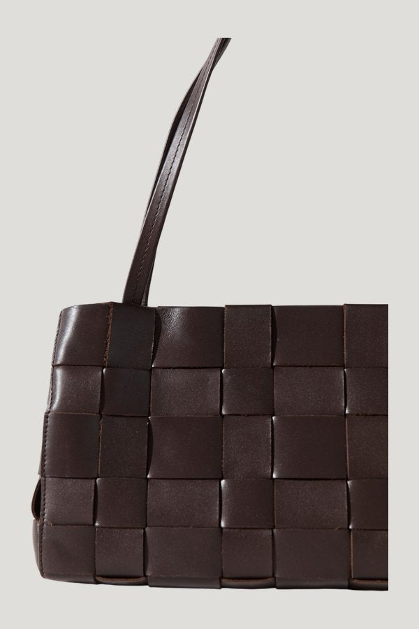 Slim Woven Tote — model side