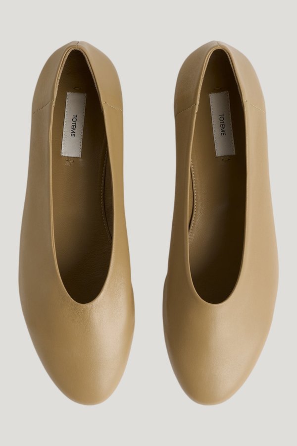 Slip nappa ballerinas desert — model side