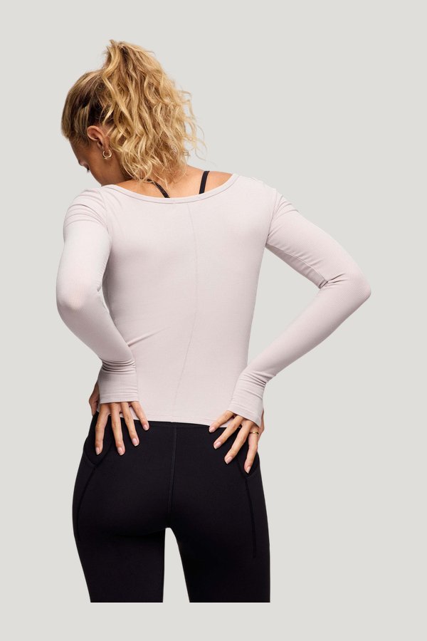 Sporty Rib Portrait Long Sleeve Top | Fog — carry 5