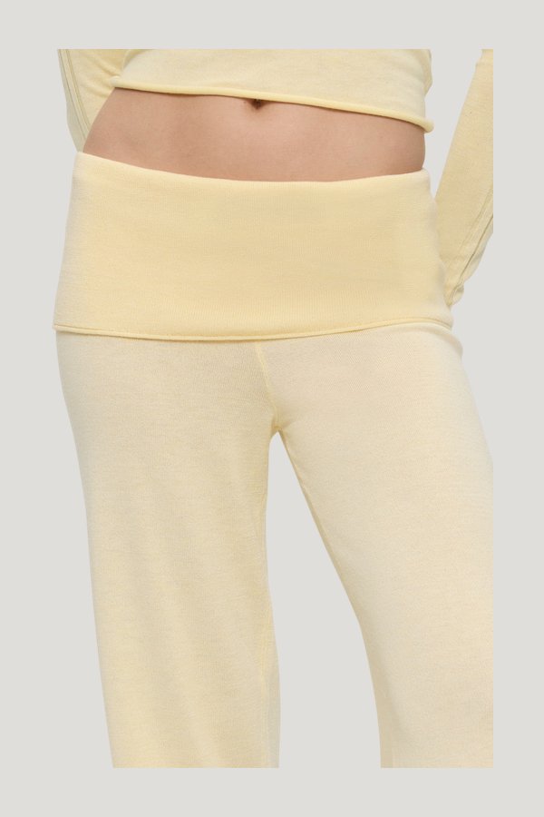 Storm Knit Pants — model side