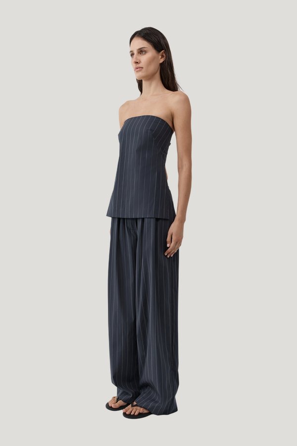 Strapless Rouleau Tie Top — carry 3