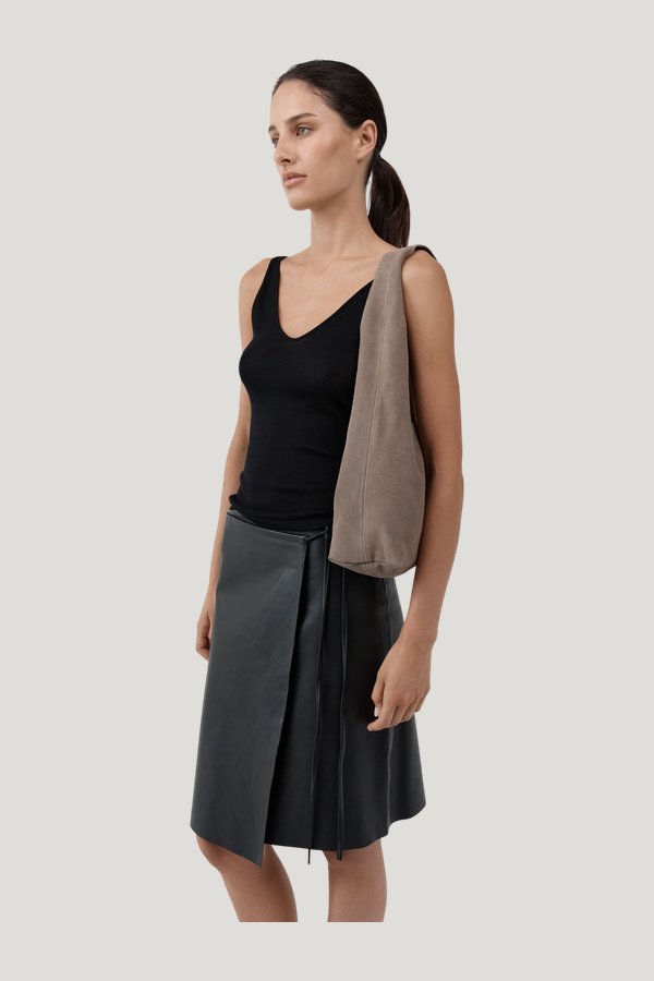Suede Soft Bag - Pebble — extra