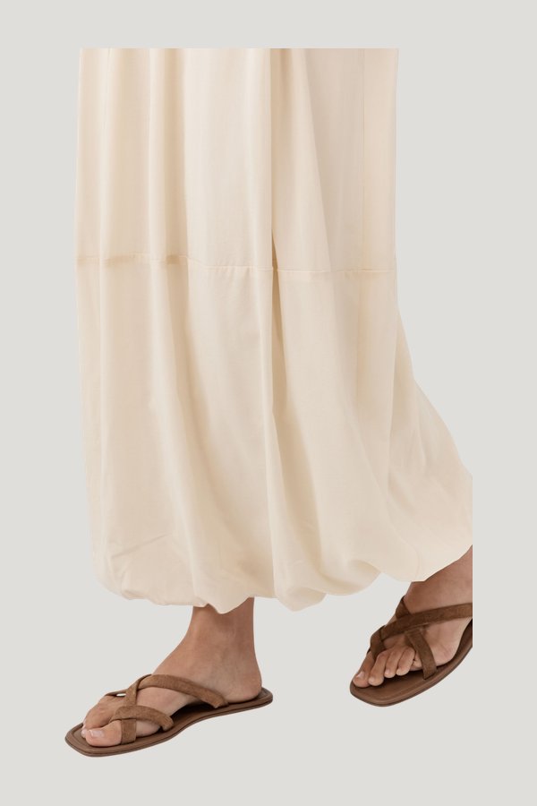 Suede Soft Strap Slide - Toffee — model side