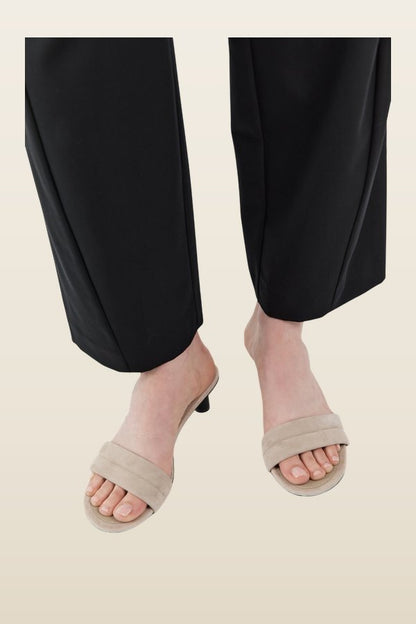 Suede Stitch Detail Heel - Rock — model back