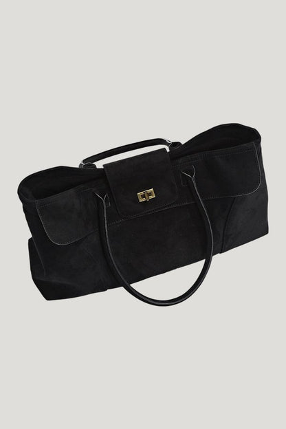 Suki Tote Bag — model front