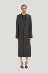 Tailored Coat In Grey Melange — model front