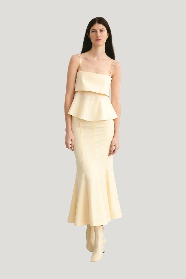 Taylor Top Butter — model front