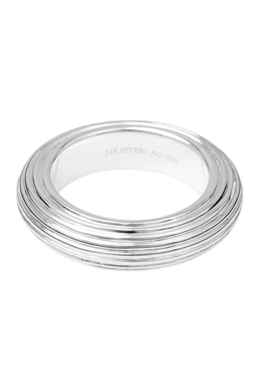 The Amelia Ring — packshot