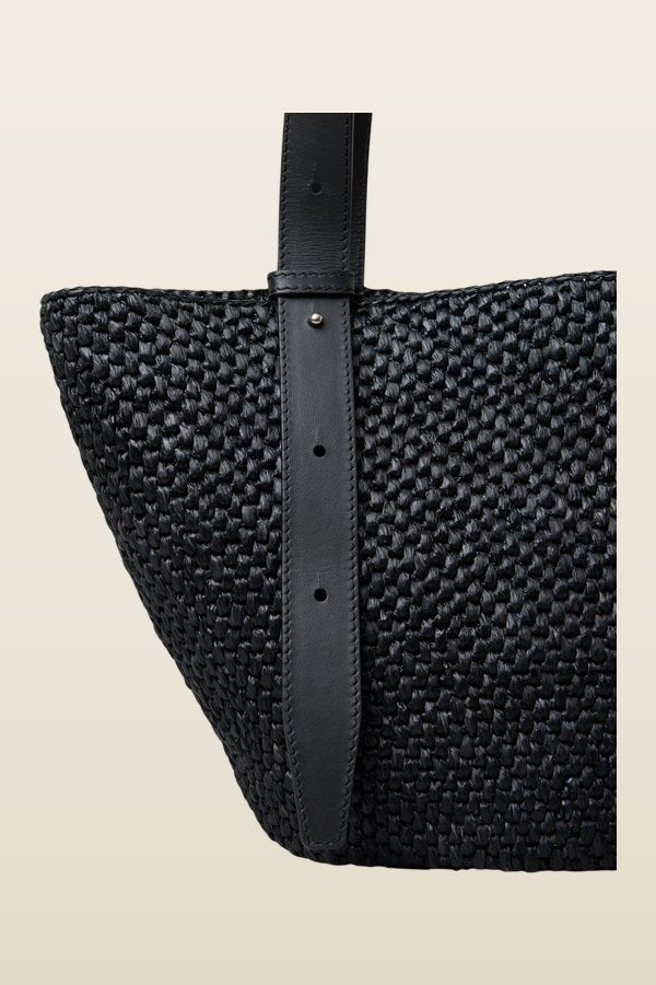 The Bianca Raffia Bag Small — model back