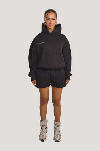 The Classics Shorts — model front