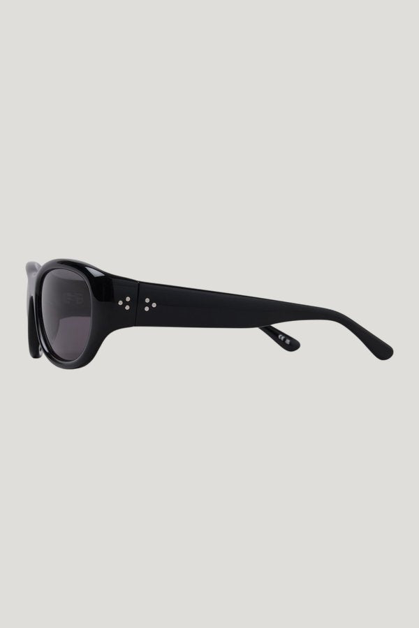 The Lee Sunglasses — model front