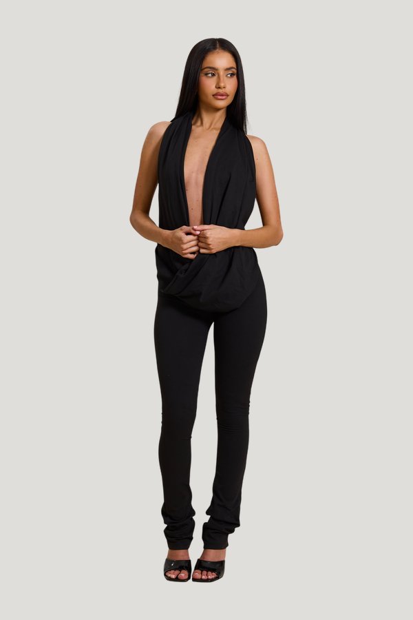 Leia Trousers — model front