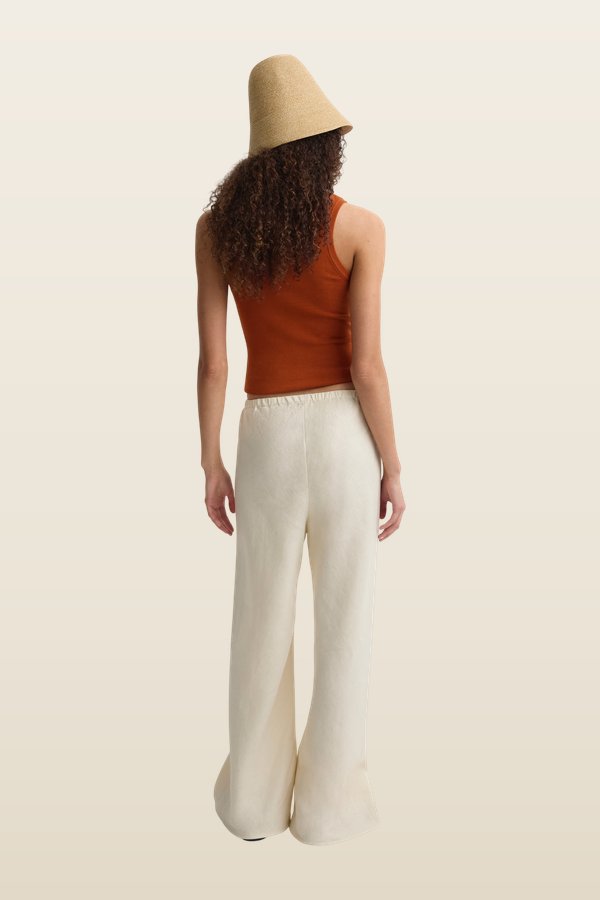 The Linen Pant Milk — model back