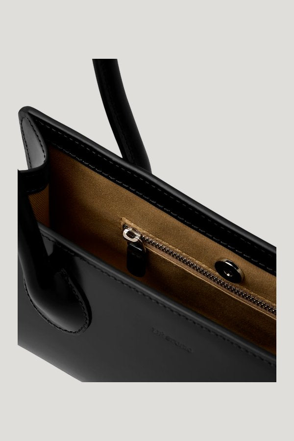 The Lou Bag — model side