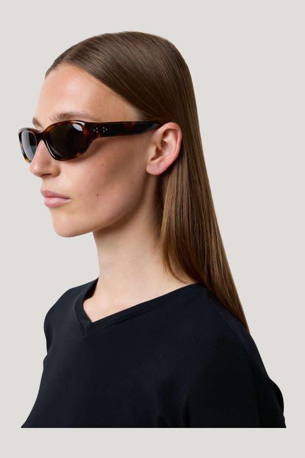 The Matteo Sunglasses — model front