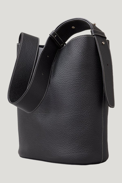 The Norma Tote — model front