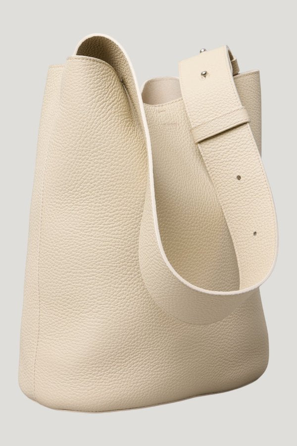 The Norma Tote — model front