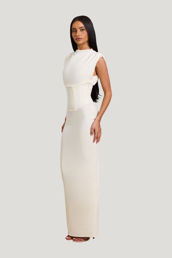 The Sandra Maxi — model side