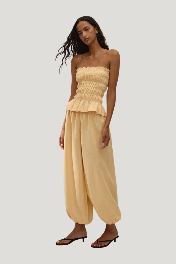 Tiera Top Daffodil — model side