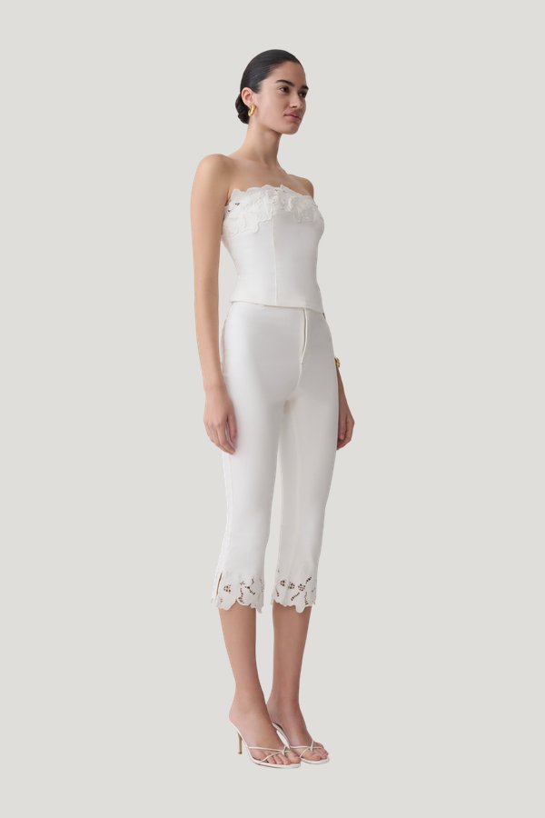 Tillie Flower Embroidery Denim Capris — model side