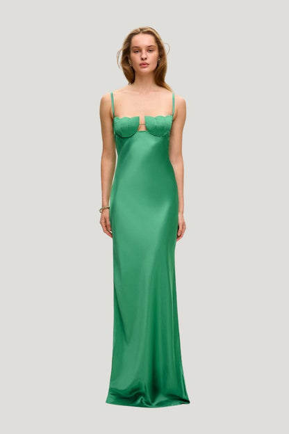 Tulip dress — model front