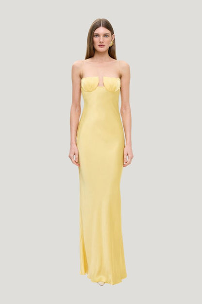 Tulip dress — model front