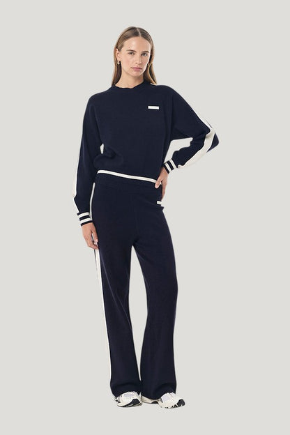 Verge Knit Crew — model front