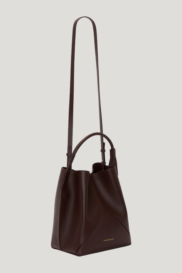 Victoria Bucket Bag — model side