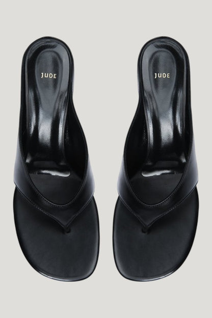 Yaga Wedge Sandal Black Leather — extra